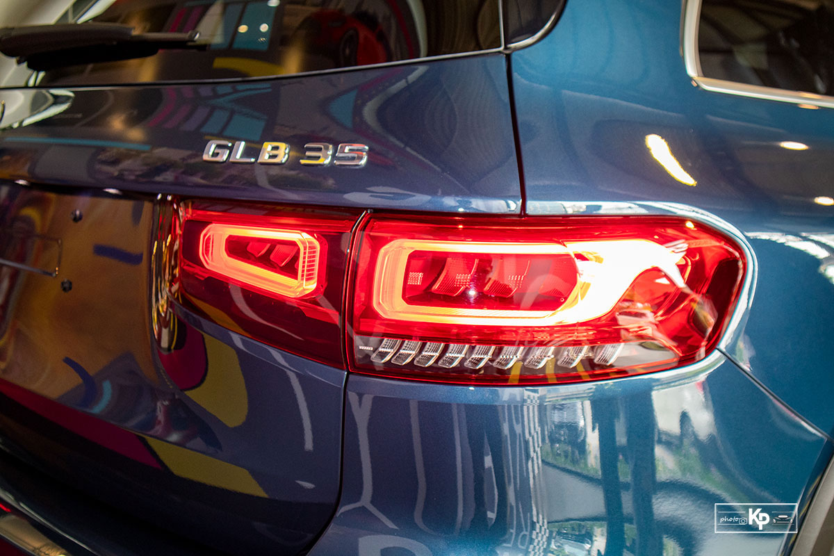 Ảnh Đèn hậu xe Mercedes-Benz GLB 35 2021