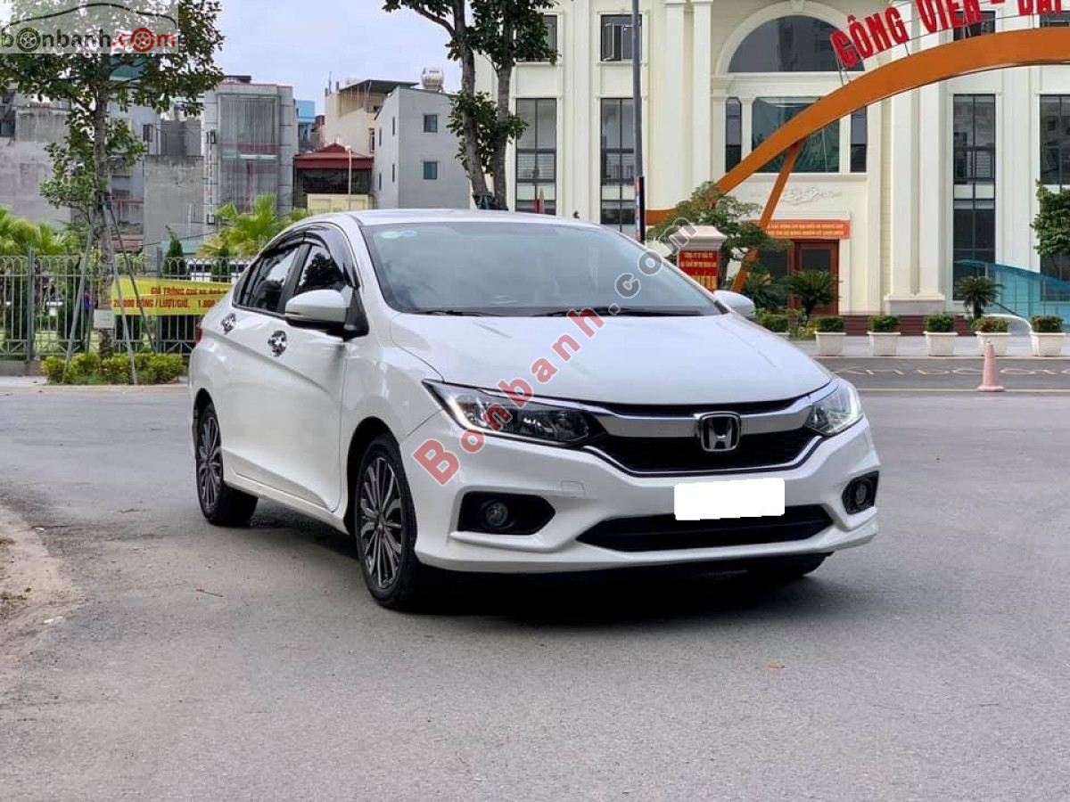 Bán ô tô Honda City 1.5 CVT đời 2018, màu trắng chính chủ, giá 422tr