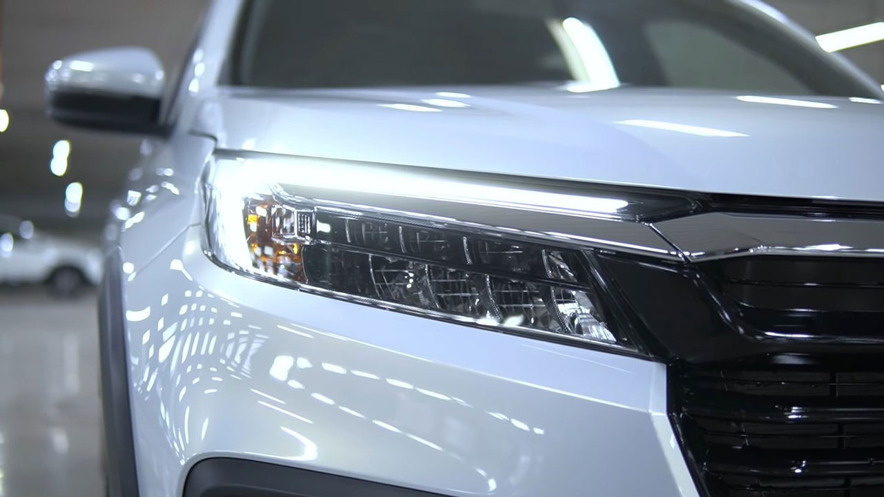 Cận cảnh Honda BR-V 2022 "bằng xương, bằng thịt": Nhiều trang bị hiện đại đấu Xpander a3
