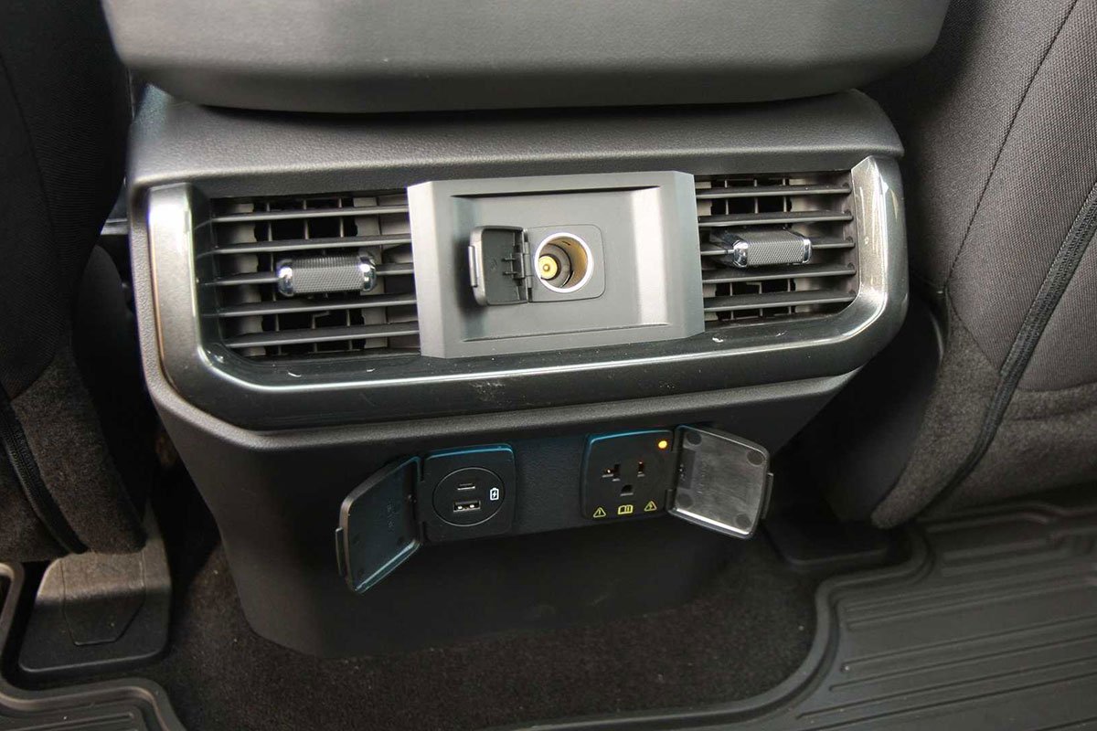 điều hòa xe Ford F-150 2021.