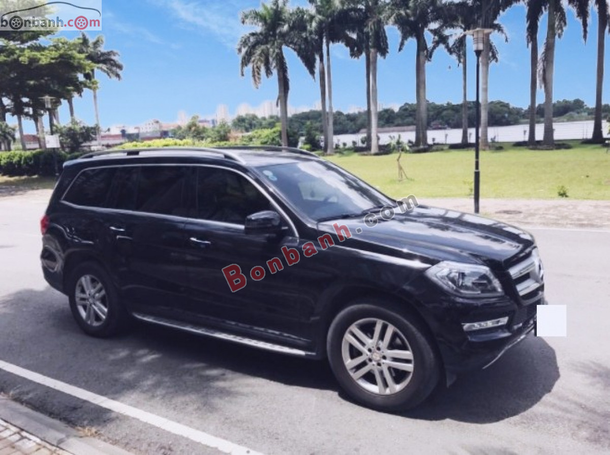 Cần bán Mercedes GL 400 đời 2015, màu đen, xe nhập xe gia đình