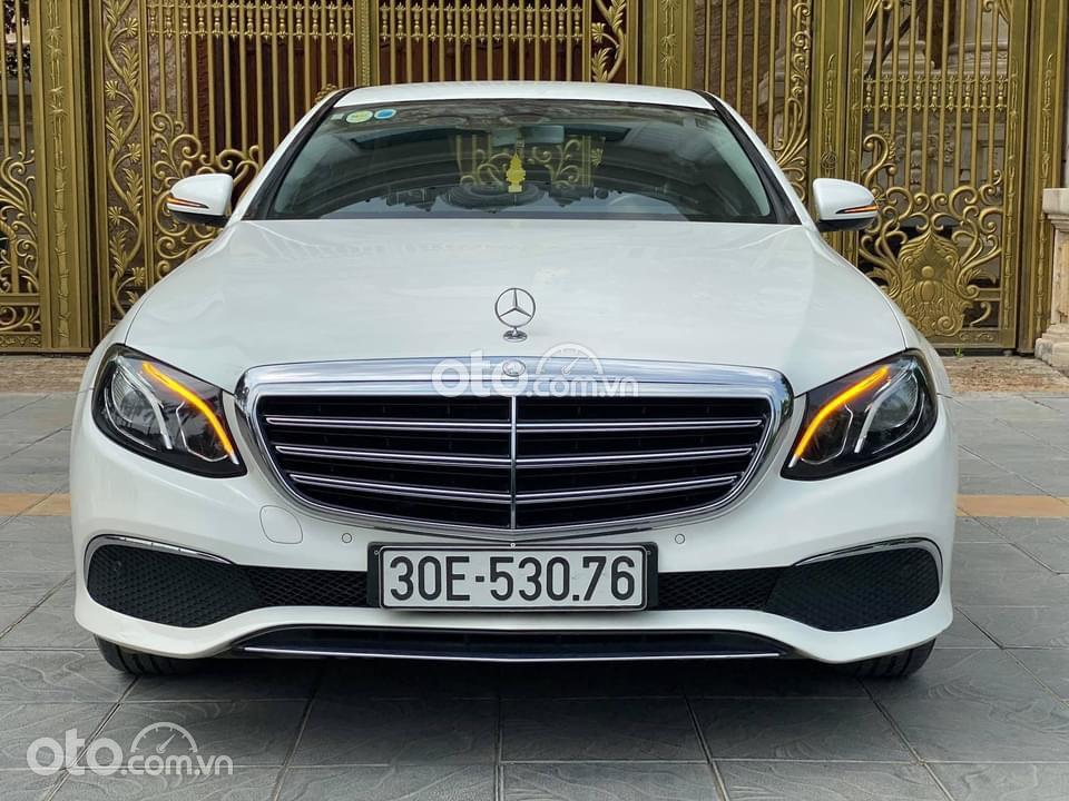 Bán Mercedes năm 2016, màu trắng, nhập khẩu nguyên chiếc như mới