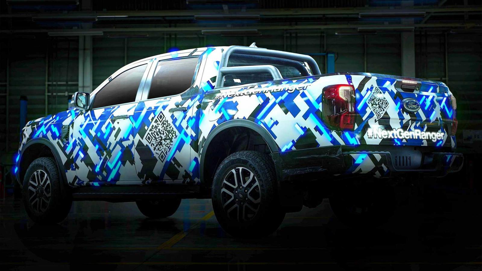 Ford nhá hàng mẫu bán tải Ranger thế hệ mới.