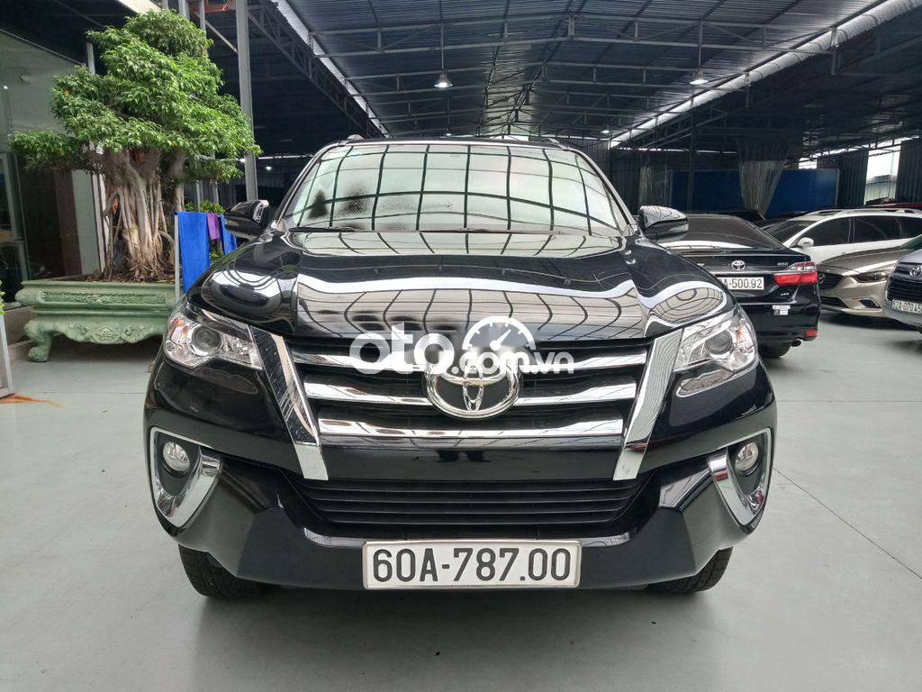 Bán Toyota Fortuner 2.4AT sản xuất 2020