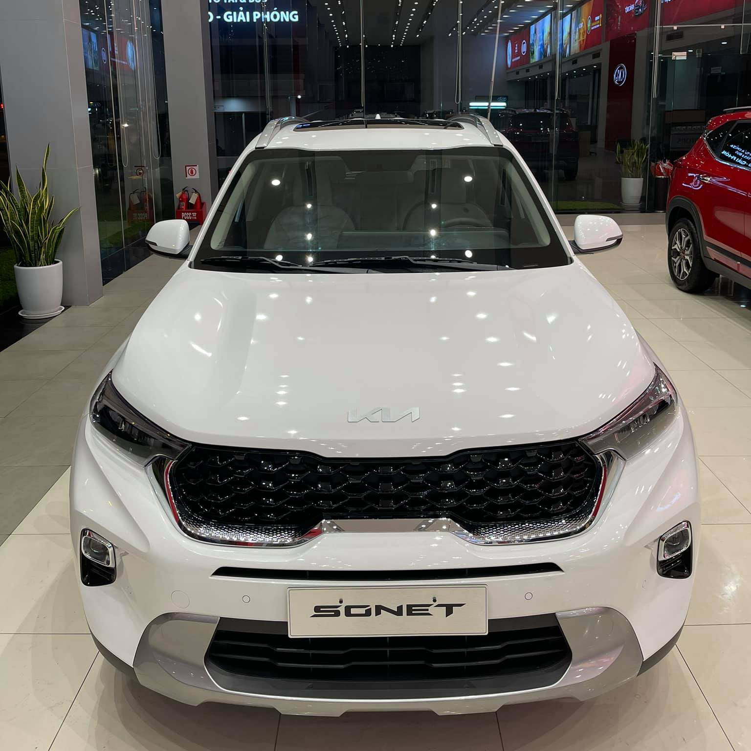 Ảnh thực tế KIA Sonet 2021 mới về đại lý, giá 609 triệu đồng chờ cạnh tranh Toyota Raize 2 Ảnh thực tế KIA Sonet 2021 mới về đại lý, giá 609 triệu đồng chờ cạnh tranh Toyota Raize a2