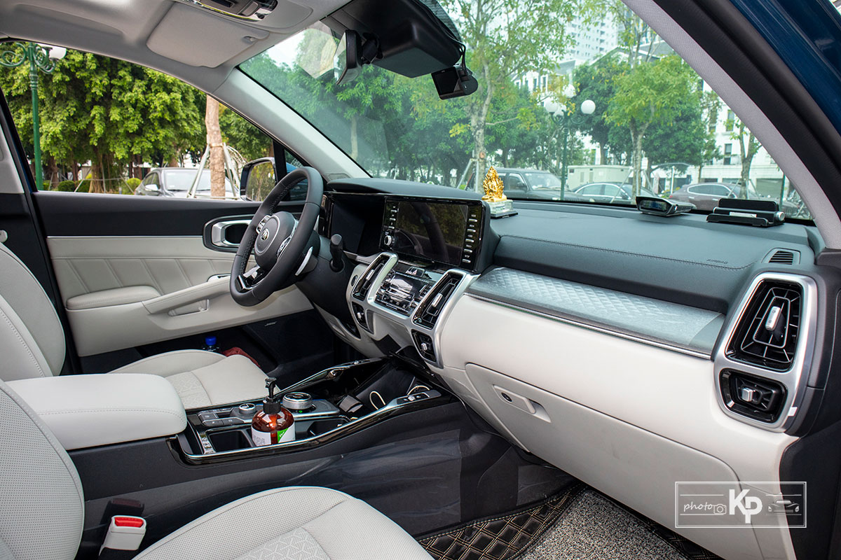 Thiết kế nội thất xe KIA Sorento 1
