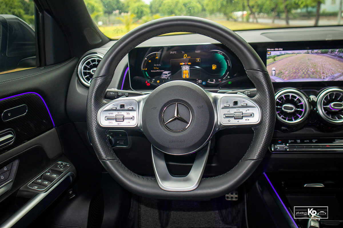 Ảnh Vô-lăng xe Mercedes-Benz GLB 200 AMG 2021