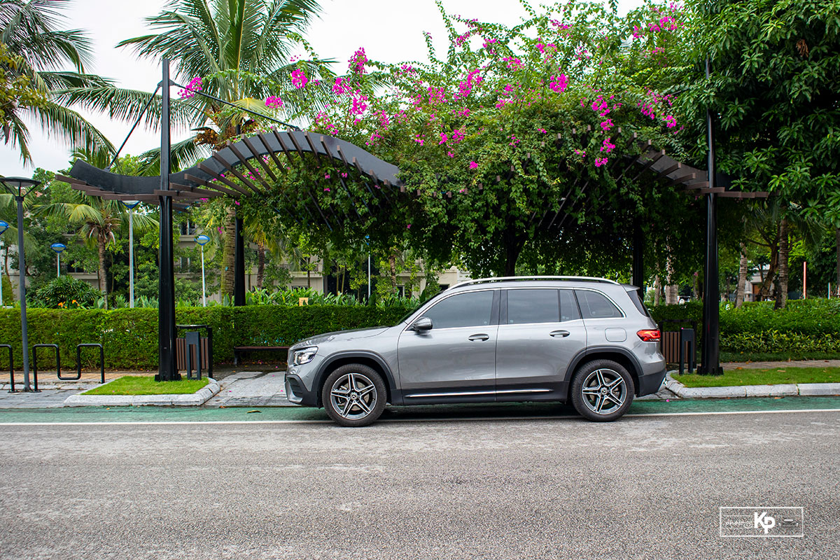 Ảnh Thân xe Mercedes-Benz GLB 200 AMG 2021