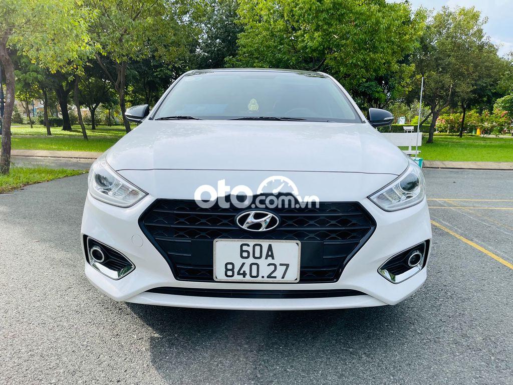 Bán Hyundai Accent sản xuất 2020, màu trắng, 409tr