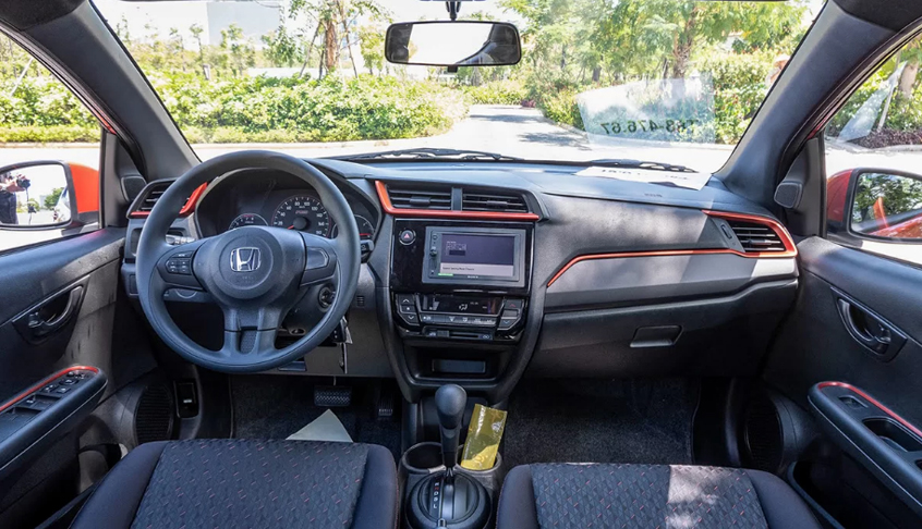 nội thất Honda Brio 2020.