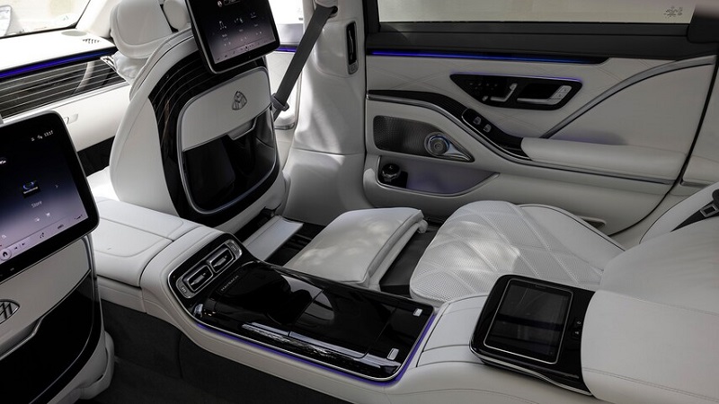 ghế xe Mercedes-Maybach S 680 4Matic 2022.