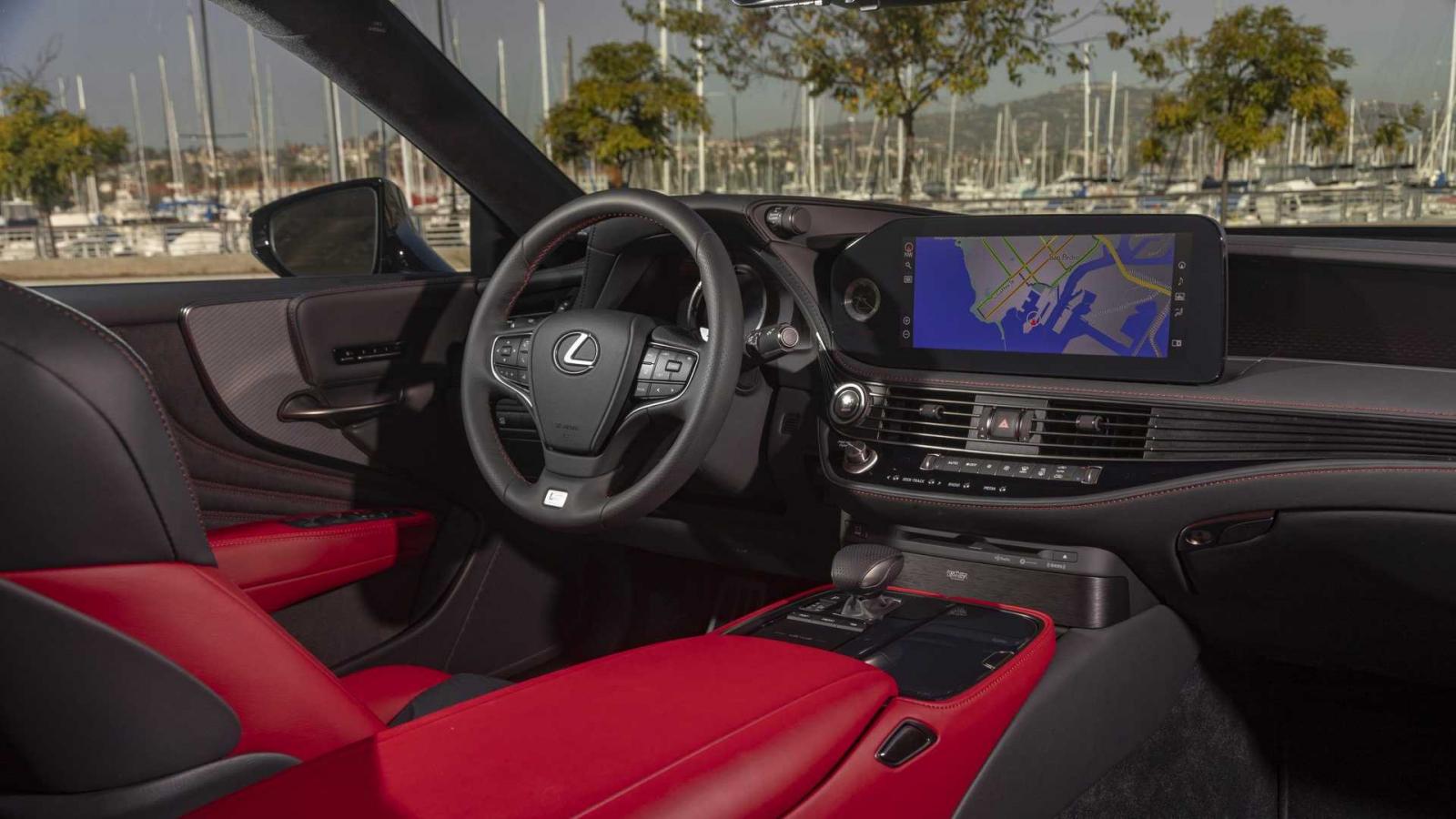 Nội thất của Lexus LS 2022 có thêm sự các tuỳ chọn cá nhân.