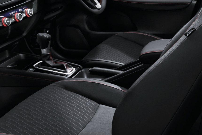 Phanh tay truyền thống.