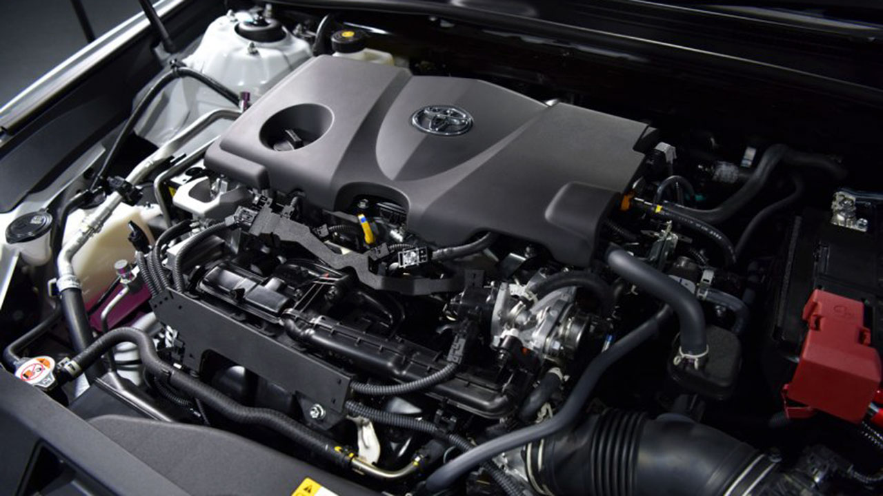 Toyota Camry 2022 sẽ có 2 tuỳ chọn động cơ xăng và hybrid.