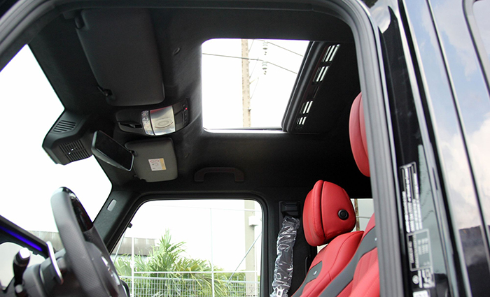 cửa sổ trời xe Mercedes-AMG G63