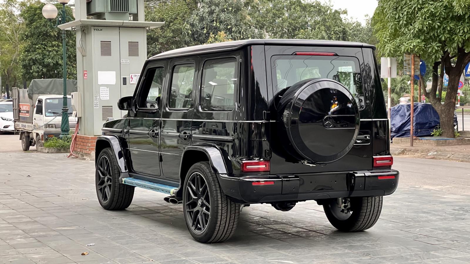 hông xe Mercedes-AMG G63.