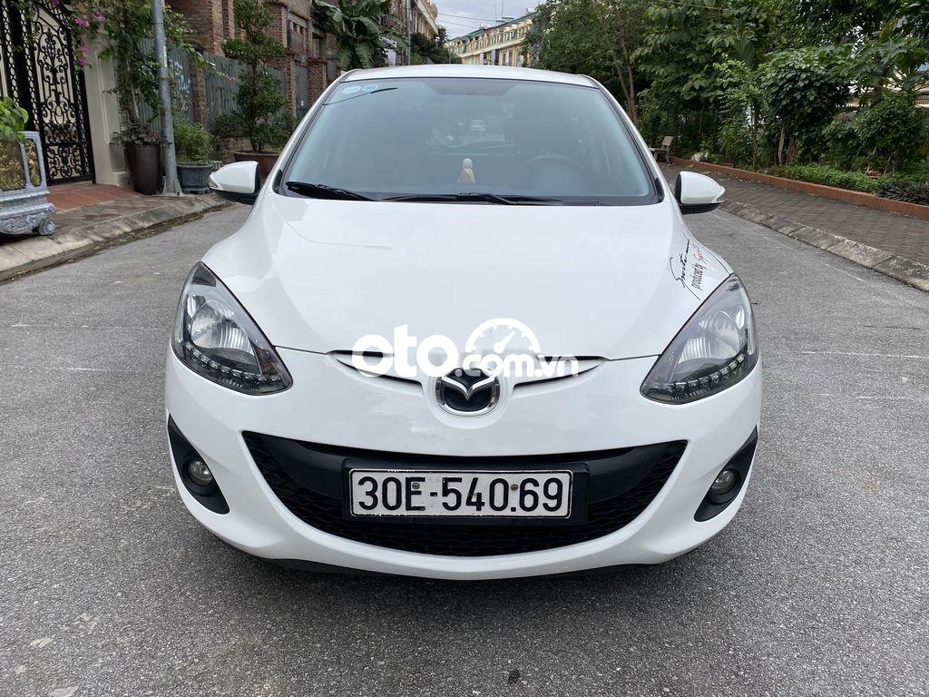 Bán xe Mazda 2 S năm sản xuất 2013, màu trắng số tự động