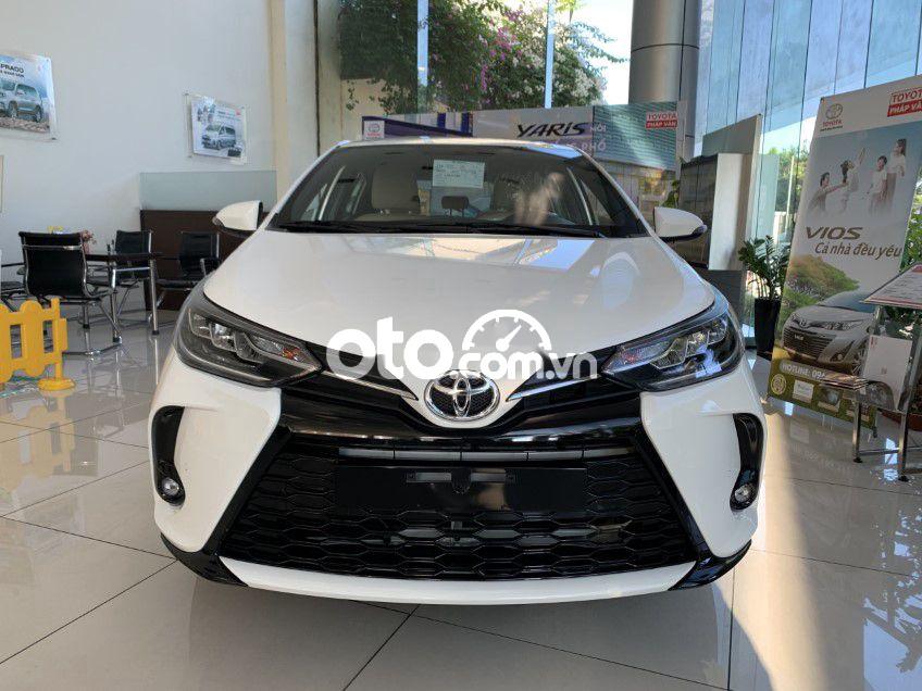 Bán Toyota Yaris đời 2021, màu trắng, nhập khẩu, giá tốt