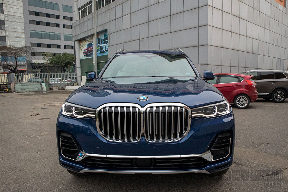 Giá xe BMW X7 2020 tại Oto.com.vn.