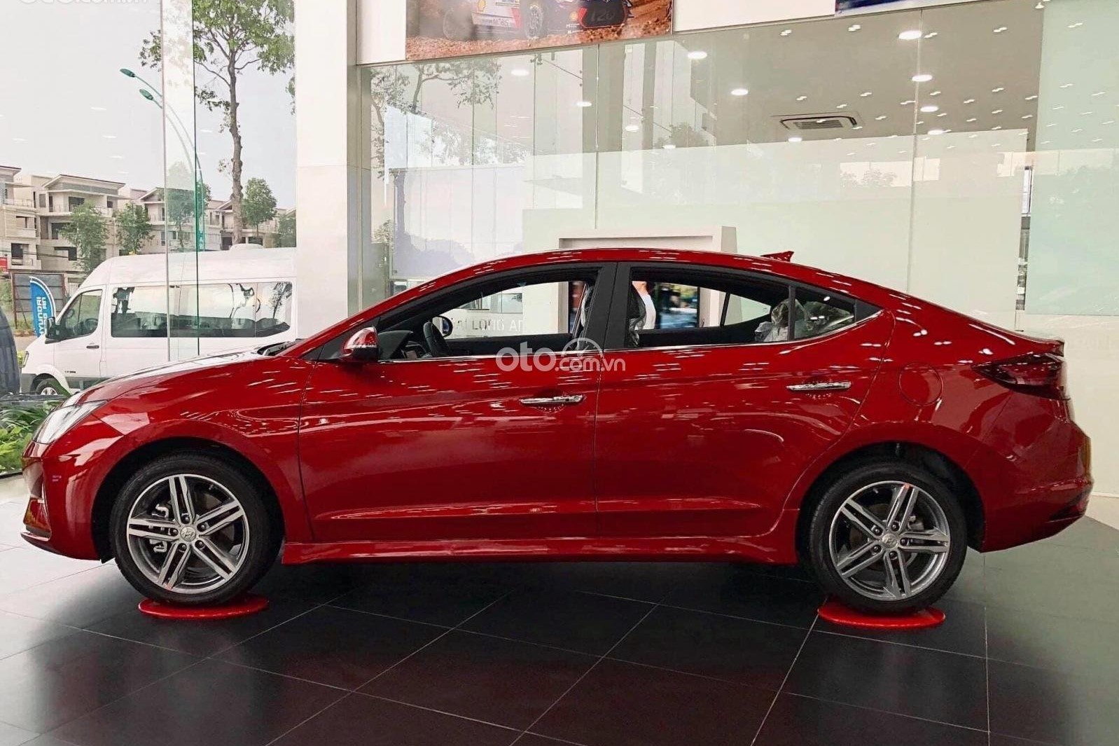 Hyundai Elantra bản hiện hành ra mắt thị trường Việt từ giữa năm 2019.1