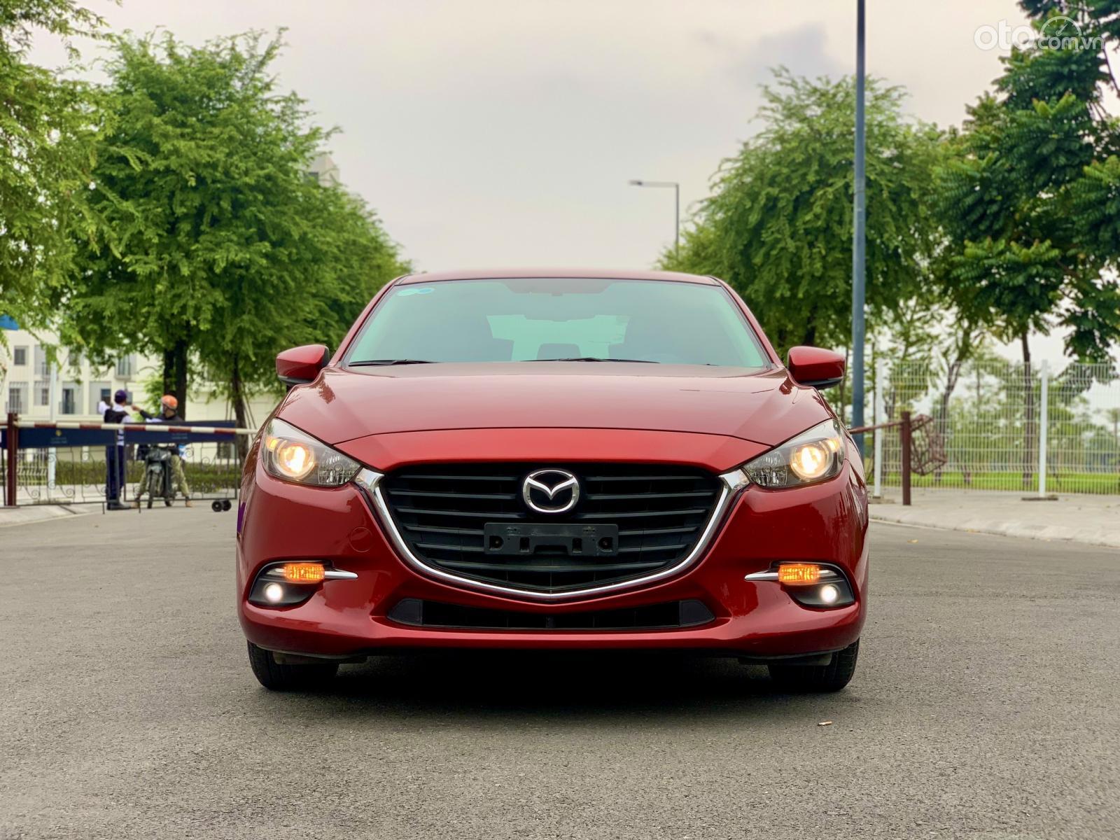 Cần bán Mazda 3 sản xuất 2019 xe nhập giá chỉ 615tr