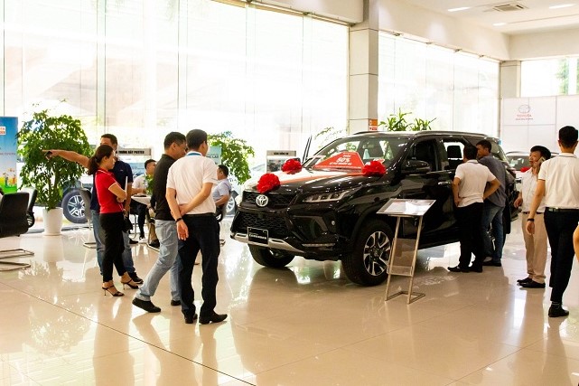 mua xe ô tô lắp ráp thời điểm này, khách hàng tiết kiệm từ vài chục triệu đến gần 300 triệu đồng, tùy phân khúc 1