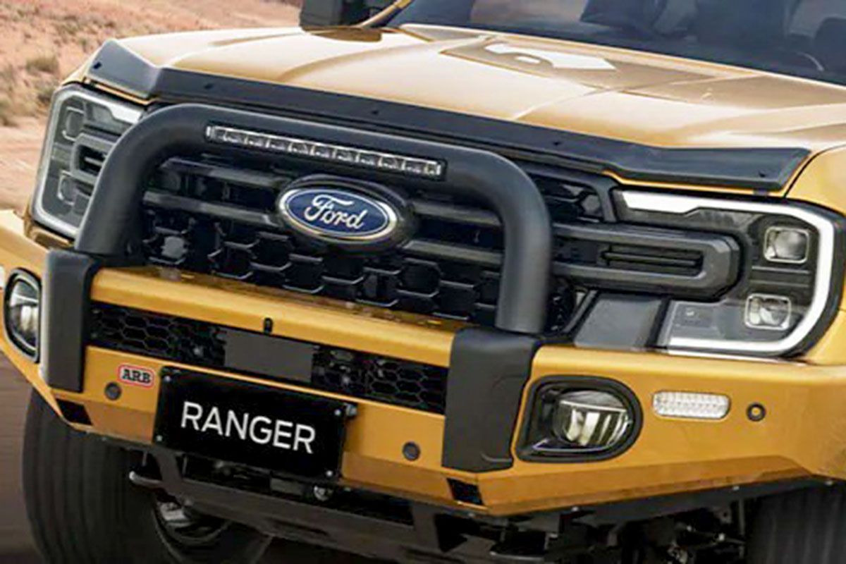 Khung bảo vệ cản trước của Ford Ranger.