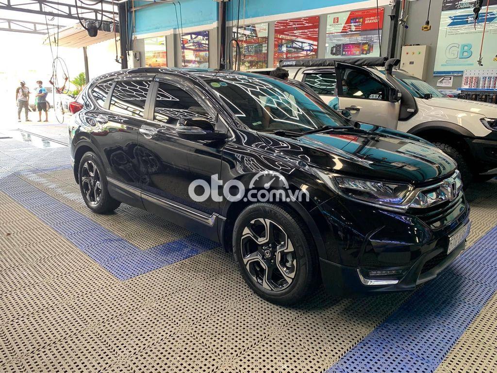 Cần bán xe Honda CR-V L sản xuất năm 2018, màu đen, nhập khẩu nguyên chiếc