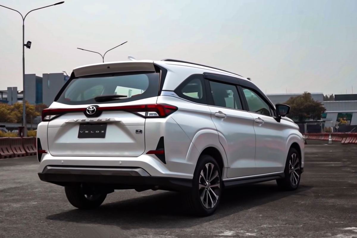 Đánh giá Toyota Veloz 2022 a8
