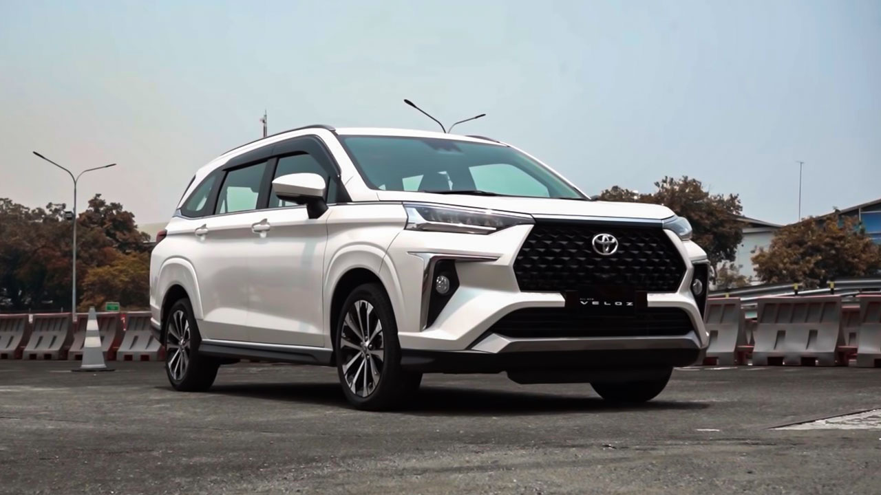 Đánh giá Toyota Veloz 2022 Đẹp, hiện đại có thể thay thế Innova cạnh