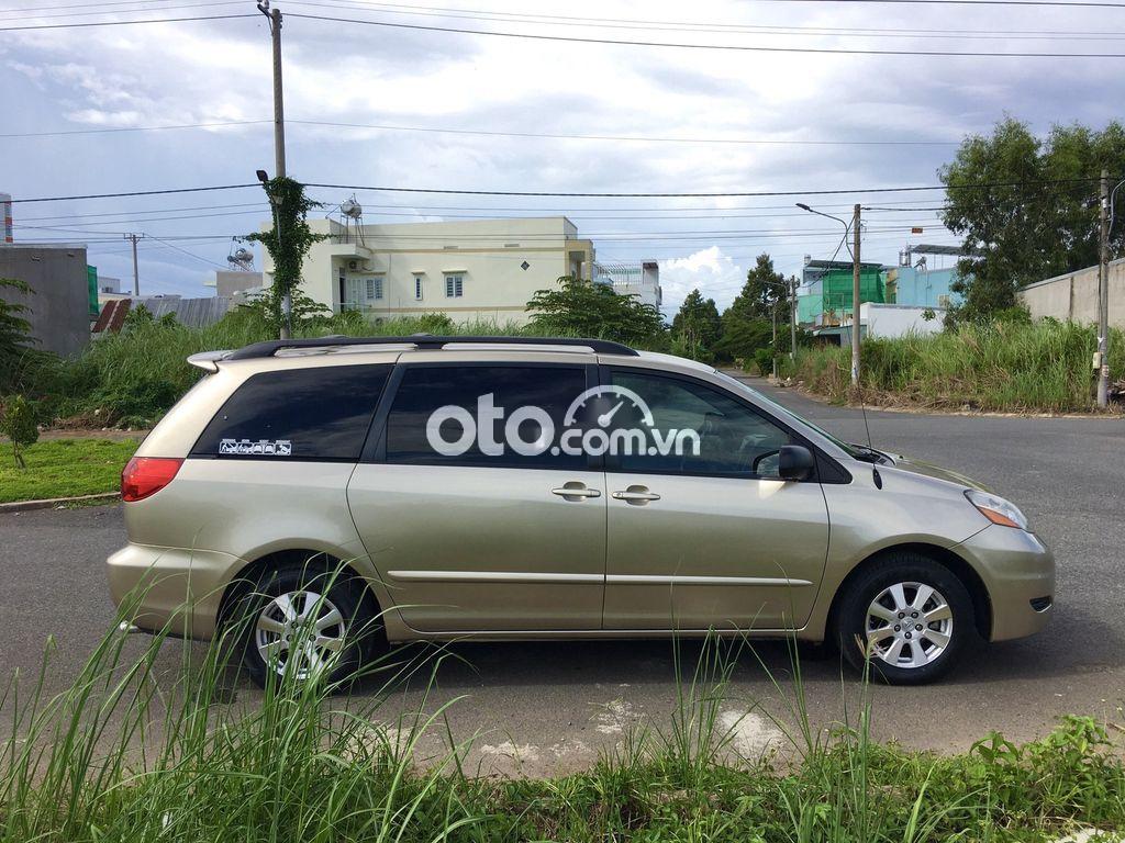 Bán Toyota Sienna sản xuất năm 2007, nhập khẩu nguyên chiếc