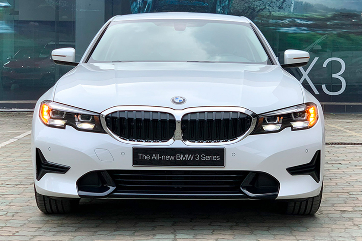 BMW 3-Series đang bán tại Việt Nam là phiên bản mới nhất.