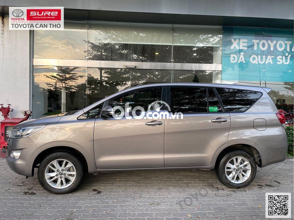 Bán xe Toyota Innova 2.0E sản xuất 2018, giá 568tr