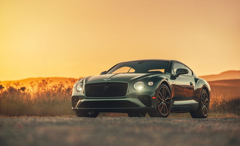 Giá xe Bentley Continental 2021-2022.