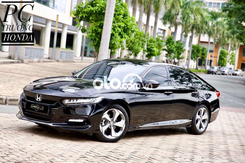 Bán Honda Accord sản xuất 2019, màu đen, nhập khẩu còn mới