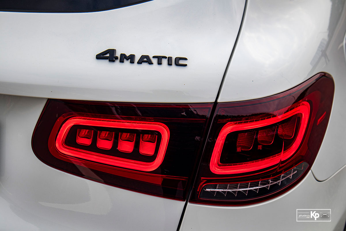 Đánh giá xe Mercedes-Benz GLC 200 4Matic 2021-2022 a9