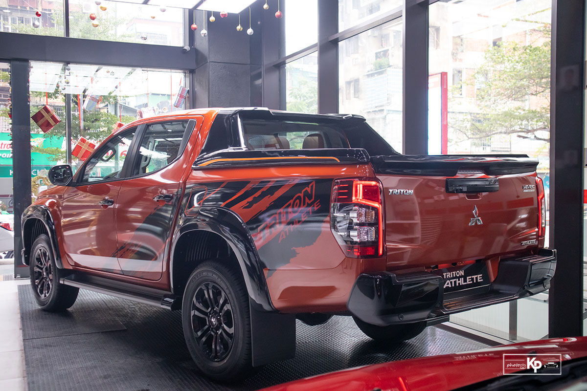 Cận cảnh Mitsubishi Triton Athlete 2022 vừa về đại lý, trẻ trung và cá tính hơn a2