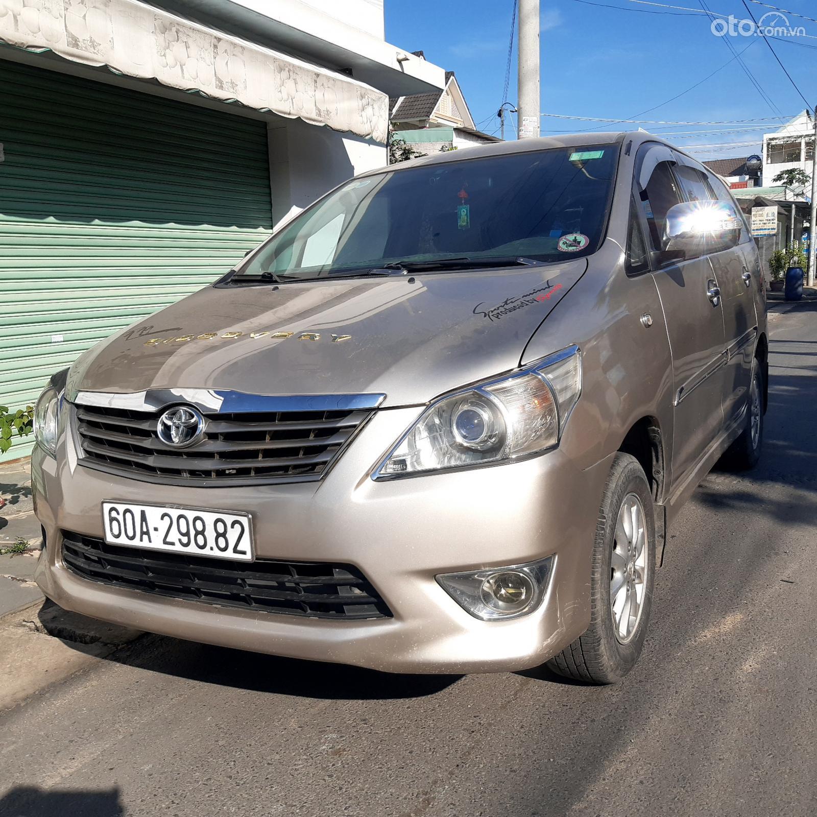 Toyota Innova 01/2014 2.0E số sàn một chủ sử dụng