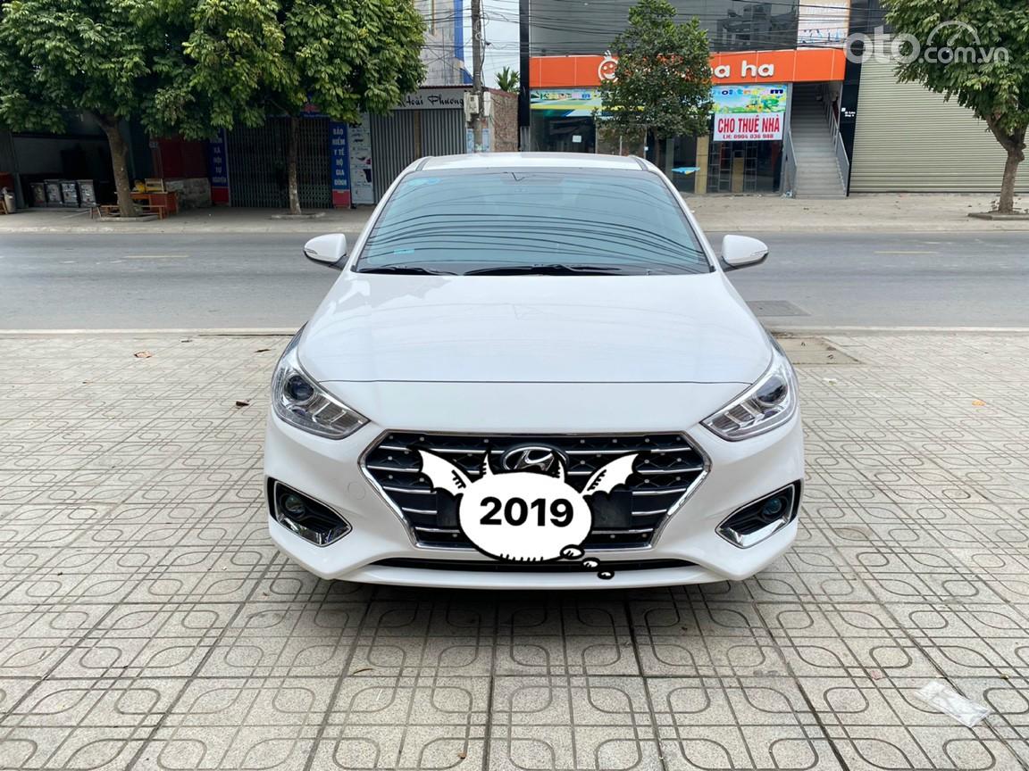 Hyundai Accent năm 2019, giá rẻ