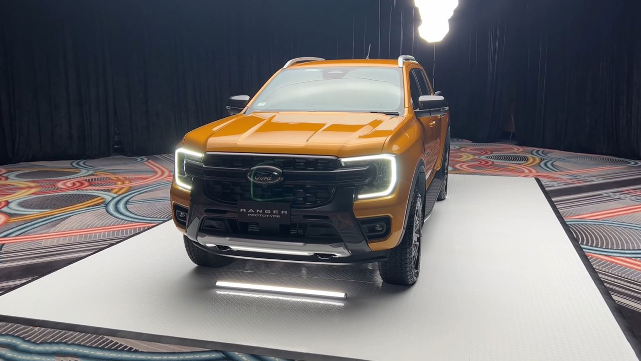 Ảnh thực tế Ford Ranger 2022, quá hiện đại khiến người Việt ngóng chờ a1