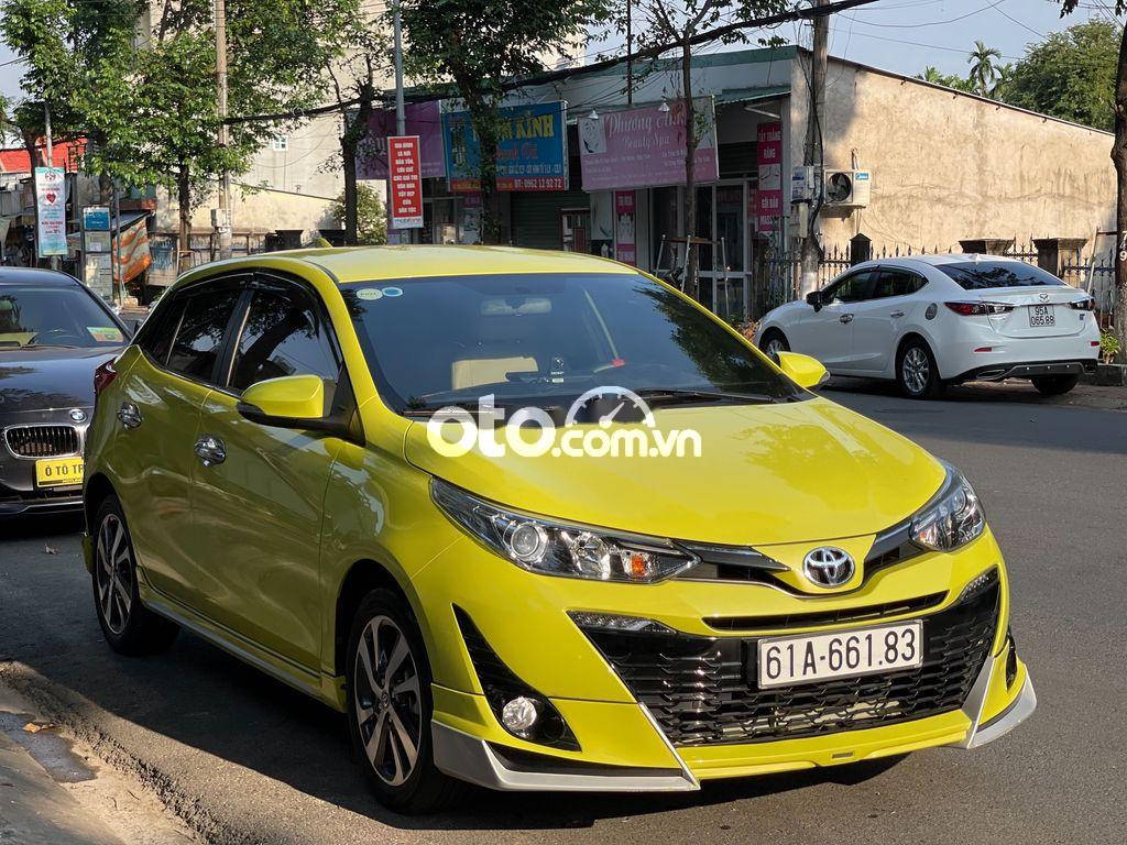 Bán Toyota Yaris 1.5G CVT sản xuất năm 2019, màu vàng, nhập khẩu  
