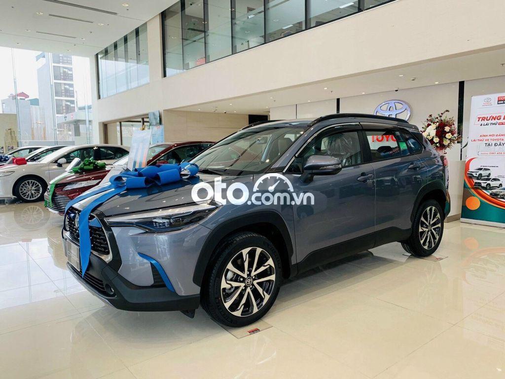 Bán xe Toyota Corolla Cross 1.8G năm sản xuất 2021, màu xanh lam, nhập khẩu 
