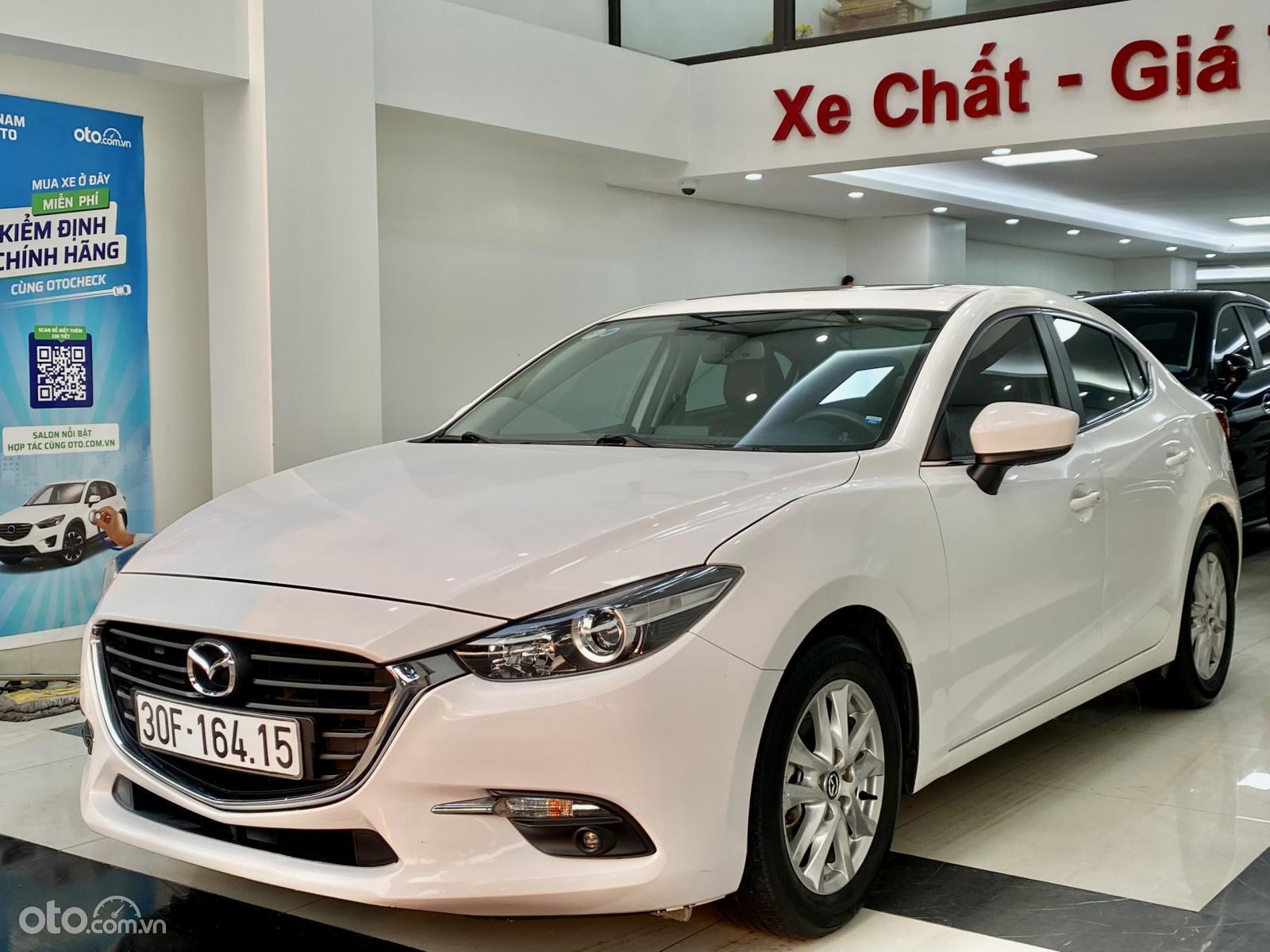 Mazda 3 sản xuất 2018, biển HN giá tốt cọc sớm, hỗ trợ nhanh gọn mọi thủ tục
