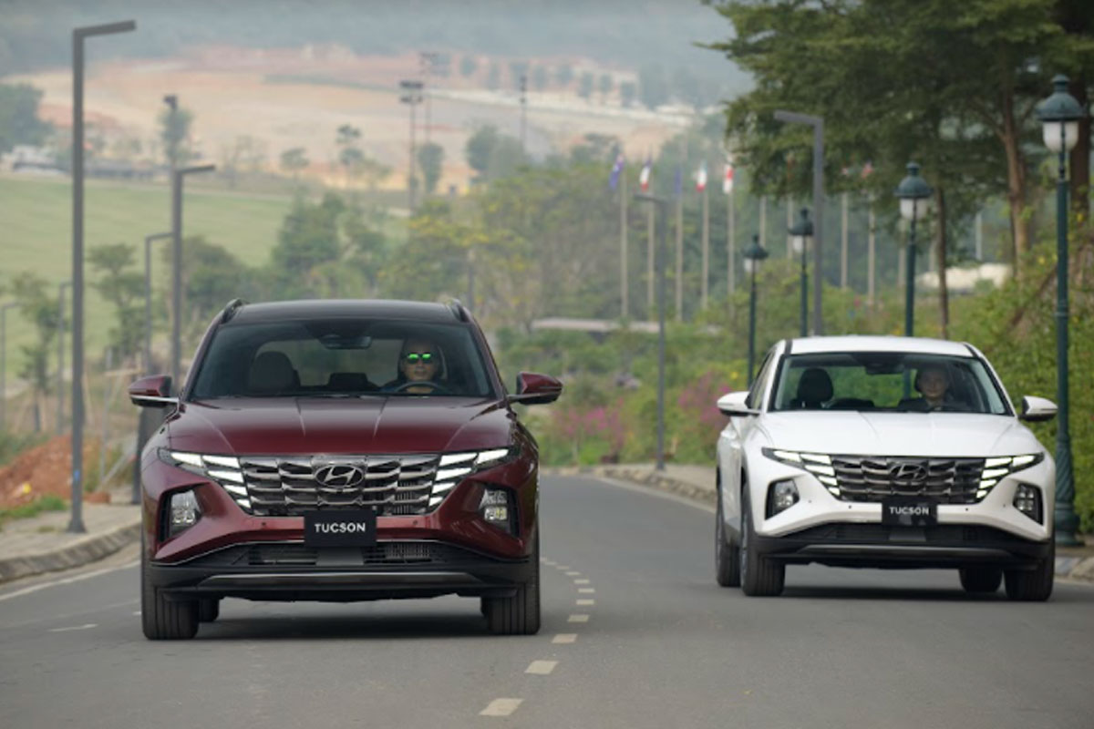 Hyundai Tucson 2022 tiếp tục cạnh tranh Mazda CX-5 và Peugeot 3008.