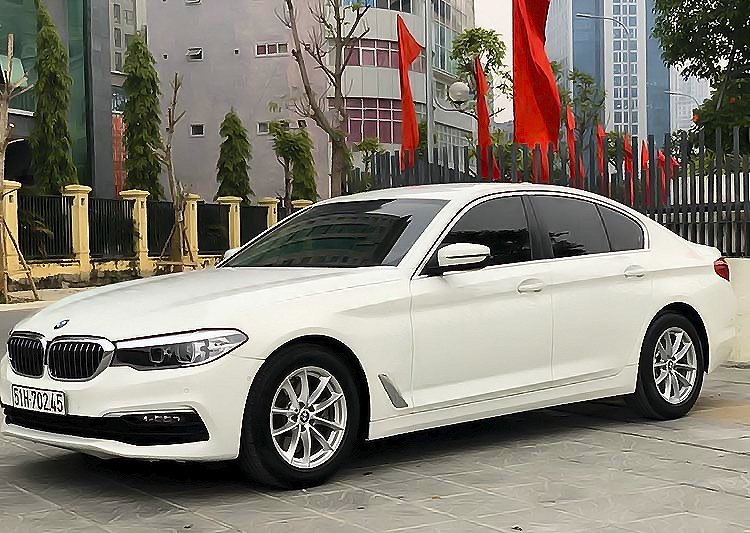 Chi tiết xe BMW X5 2018 đang bán tại Việt Nam