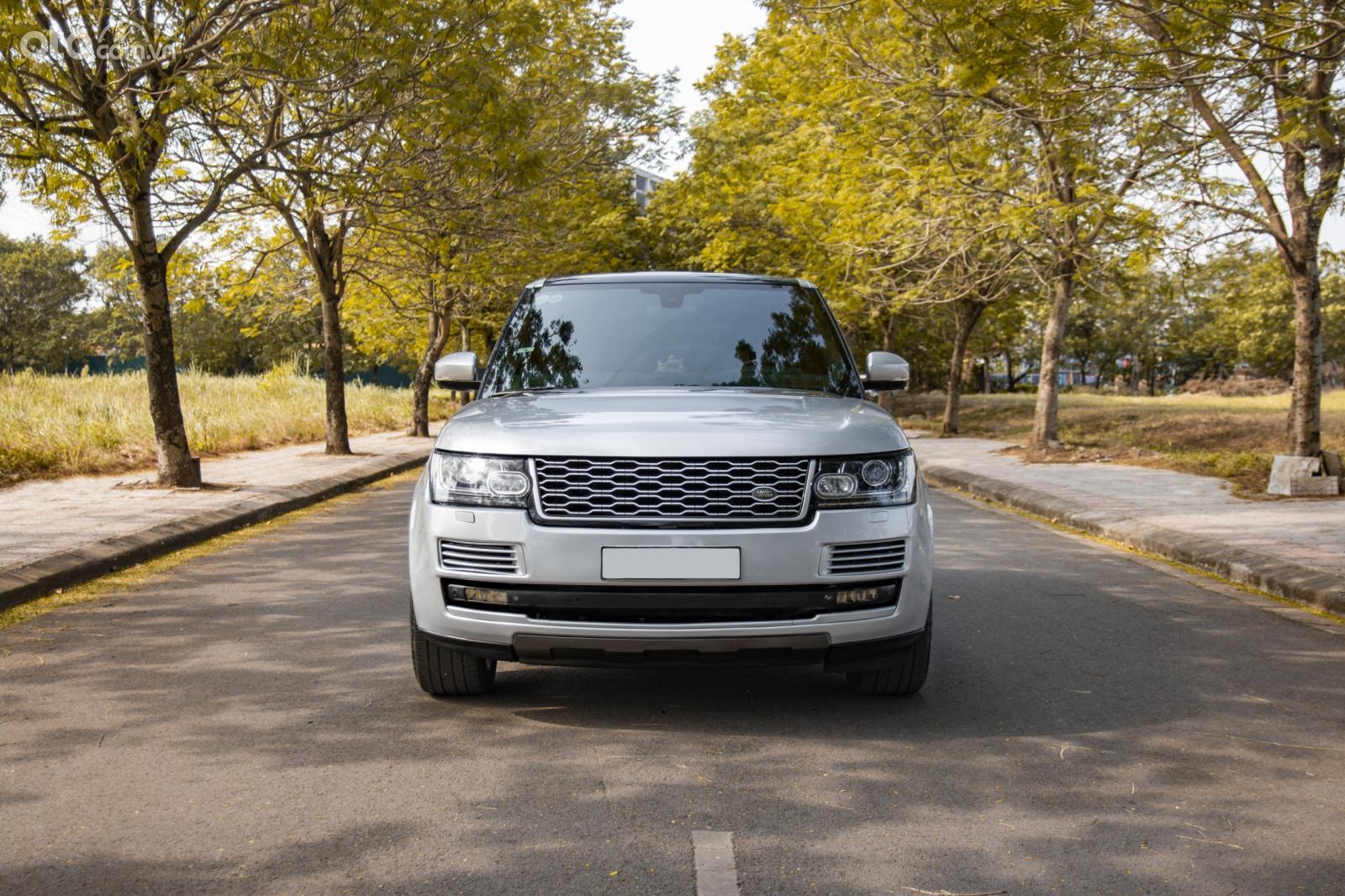Cần bán gấp LandRover Range Rover HSE 3.0 AT sản xuất năm 2015