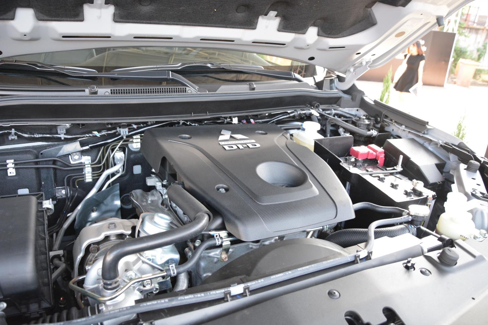 Mitsubishi Triton 2019 sử dụng động cơ MIVEC - Turbo Diesel  2.4L 1