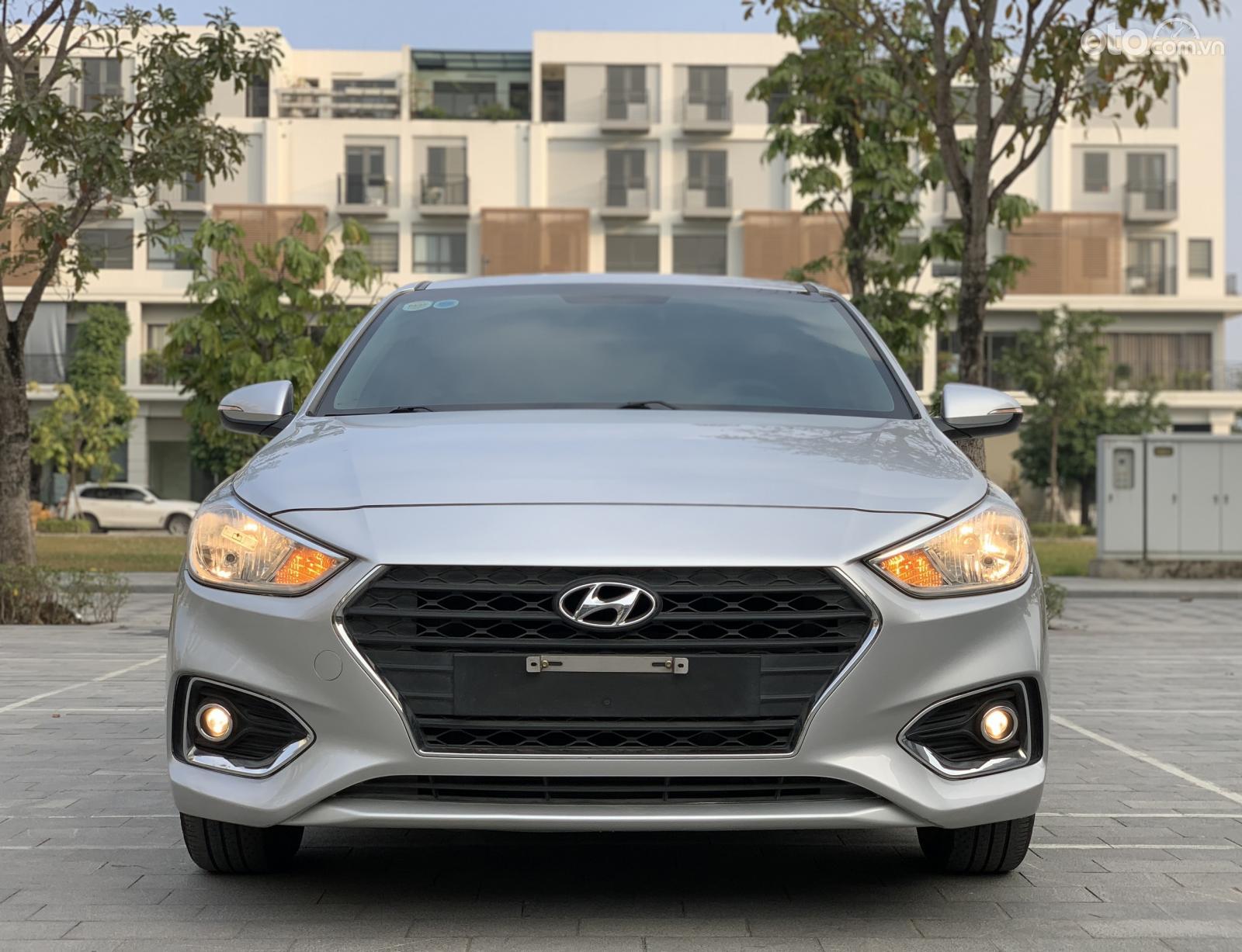 Cần bán Hyundai Accent 1.4MT đăng ký lần đầu 2019 còn mới giá tốt 385tr