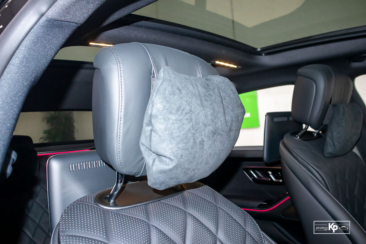 Mục sở thị Mercedes-Benz S 500 4Matic 2022 nhập tư tại Việt Nam a18