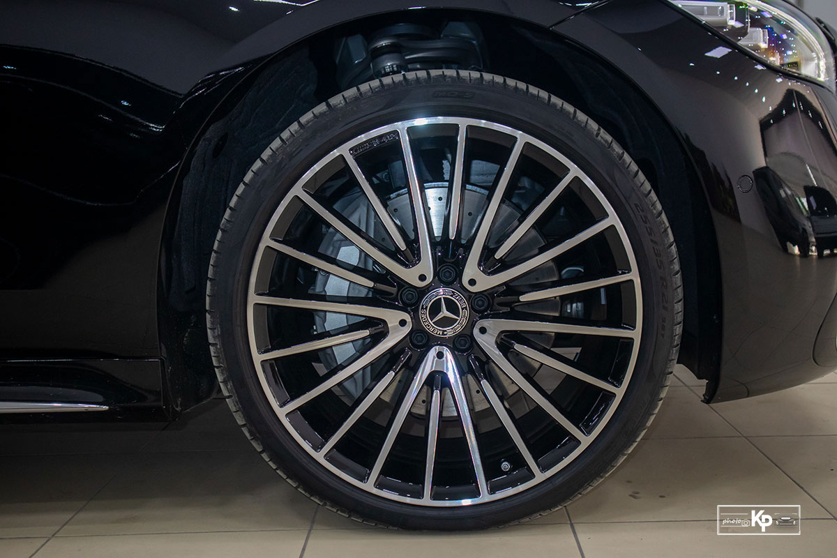 Mục sở thị Mercedes-Benz S 500 4Matic 2022 nhập tư tại Việt Nam a7